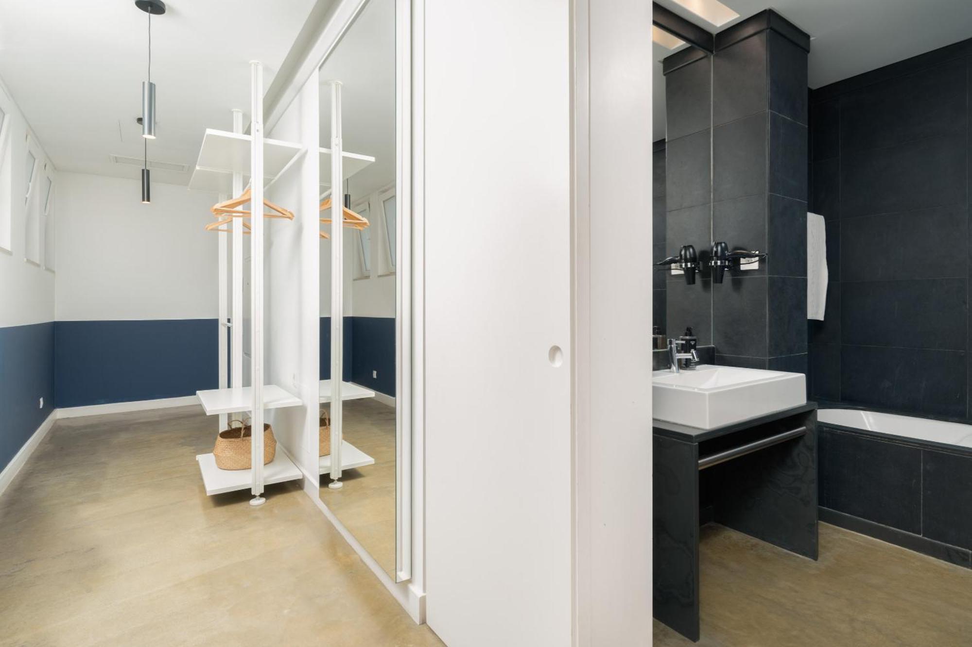 Limehome Lisbon Calcada Do Cardeal Exterior photo